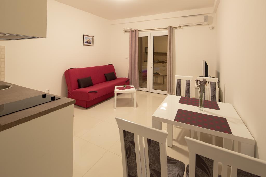 Apartments Raskovic Radanovići Exterior foto