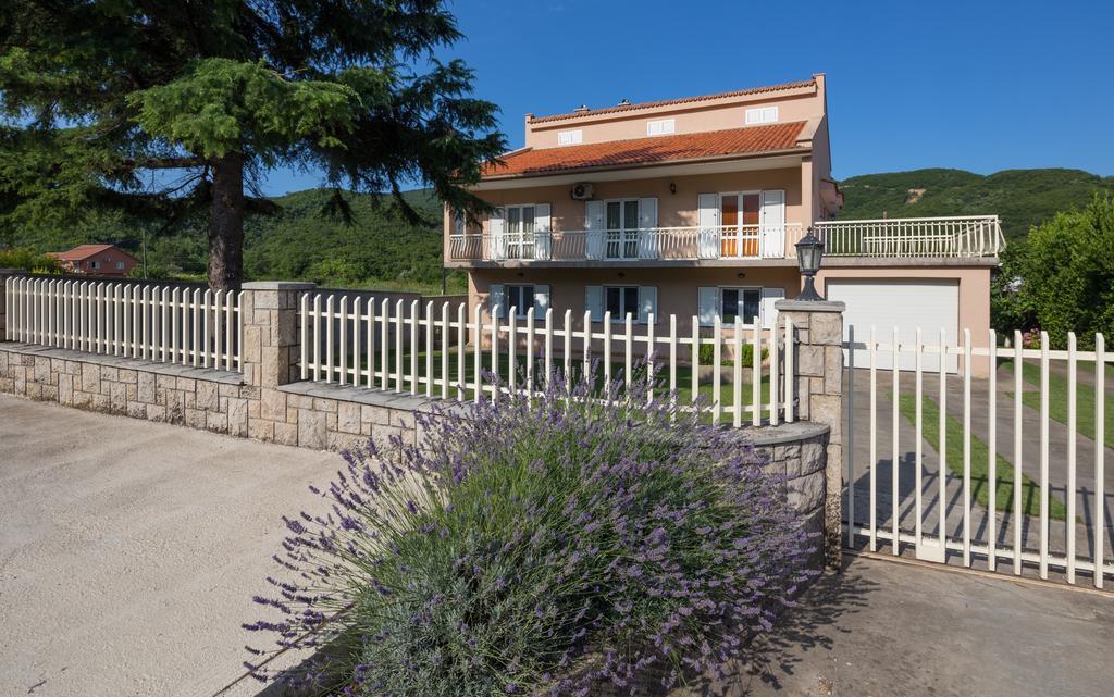 Apartments Raskovic Radanovići Exterior foto