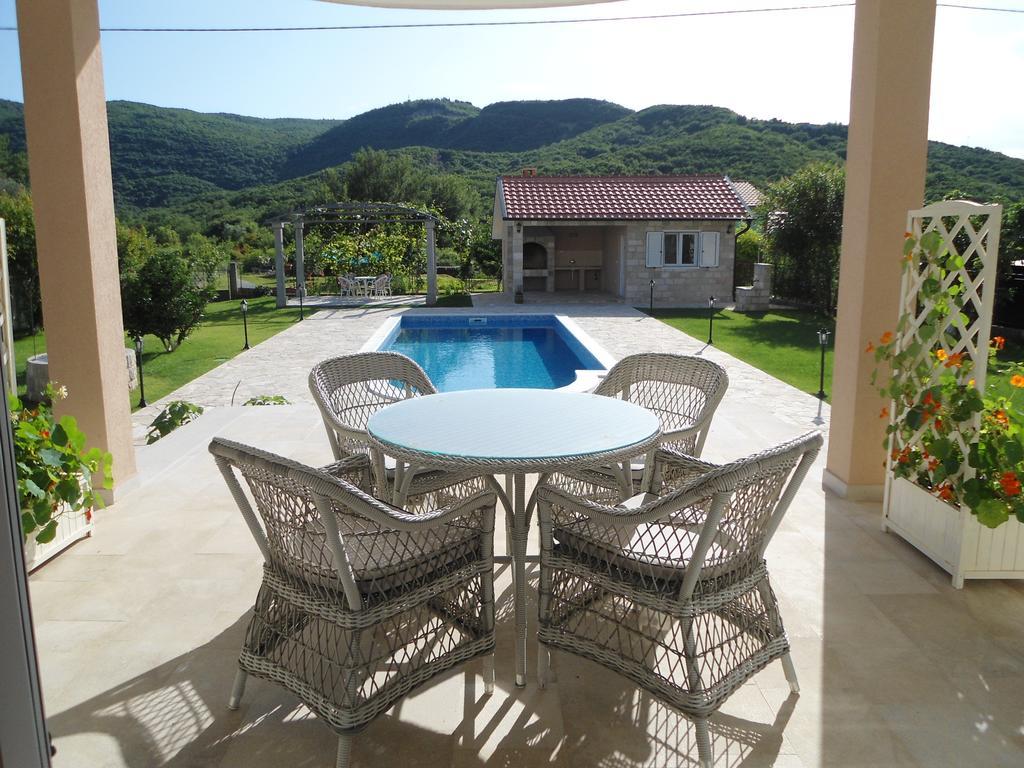 Apartments Raskovic Radanovići Exterior foto